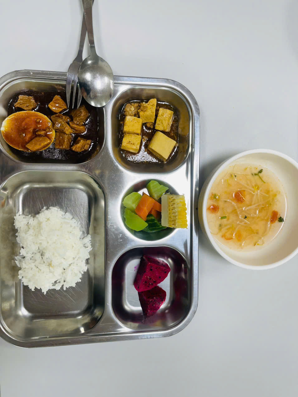 09 Jul Lunch